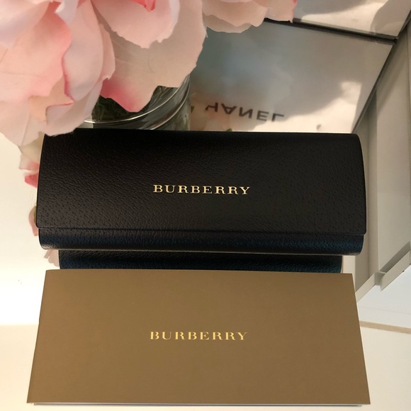 NWT Burberry 49MM Angular Cat Eye Sunglasses - Picture 5 of 9